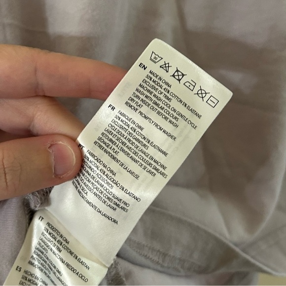 Varley Venice Easy Tee Lavender Womens Size Medium Cotton Stretch Casual Comfort - Picture 7 of 9